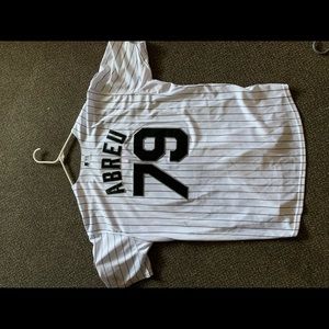 White Sox Jose Abreu commemorative jersey
